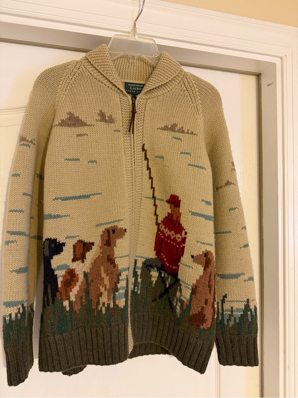 Vintage Lauren Ralph Lauren Beige Hooded Zip Sweater with Retriever Scene - Picture 2 of 6